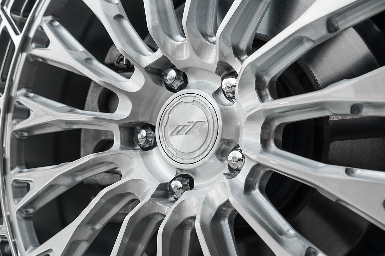 305Forged UF325 with Lexus RX300