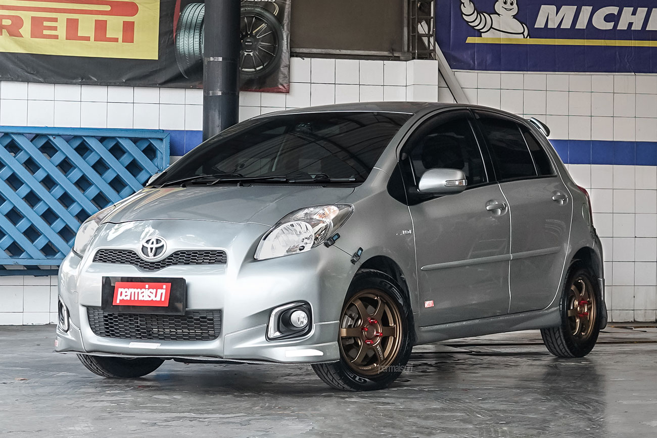 Rays Volk Racing TE37 Sonic with Toyota Yaris