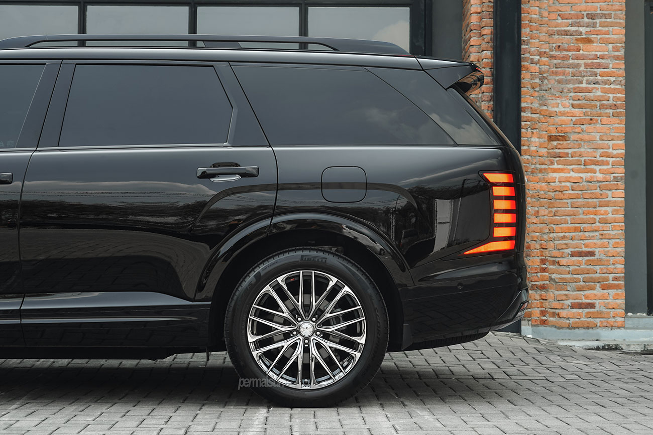Weds Leonis SK with Hyundai Palisade