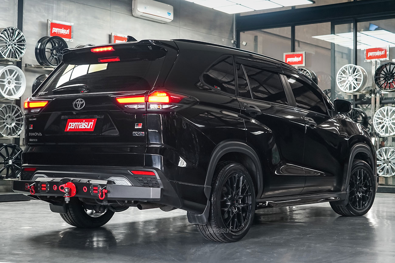 TSW Sebring with Toyota Innova Zenix
