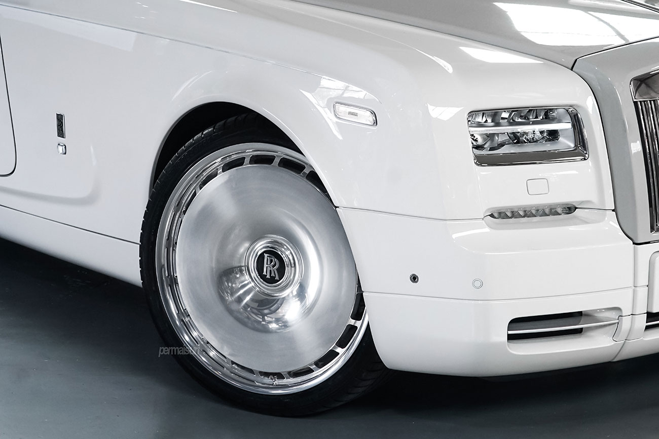 GenZo PDW with Rolls Royce Phantom