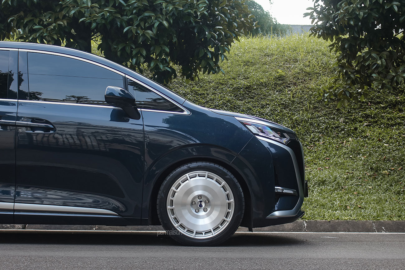 GenZo Forged 09 with Denza D9