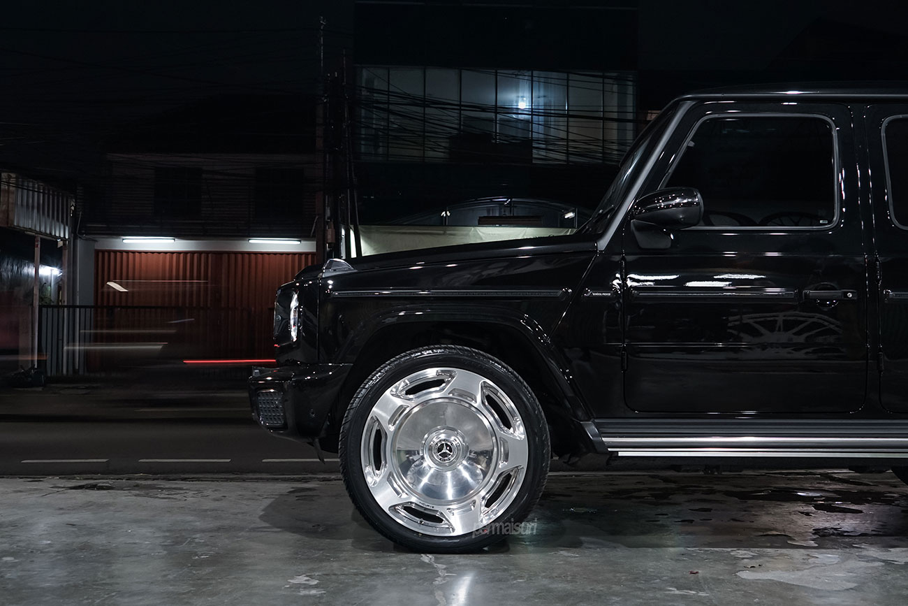 Incurve LUXE ONE-XL50 with Mercedes Benz G-Class W465