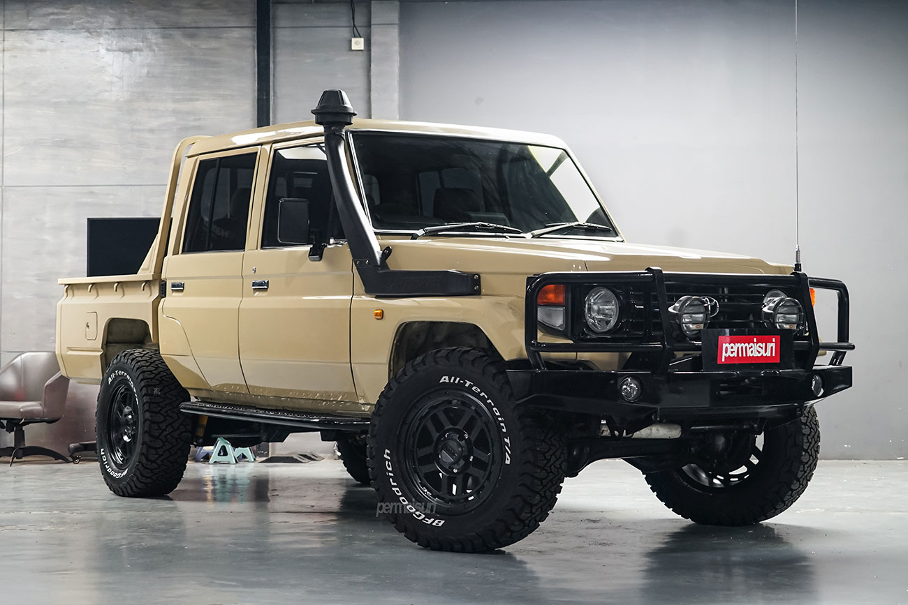 KMC Recon with Toyota Land Cruiser J70