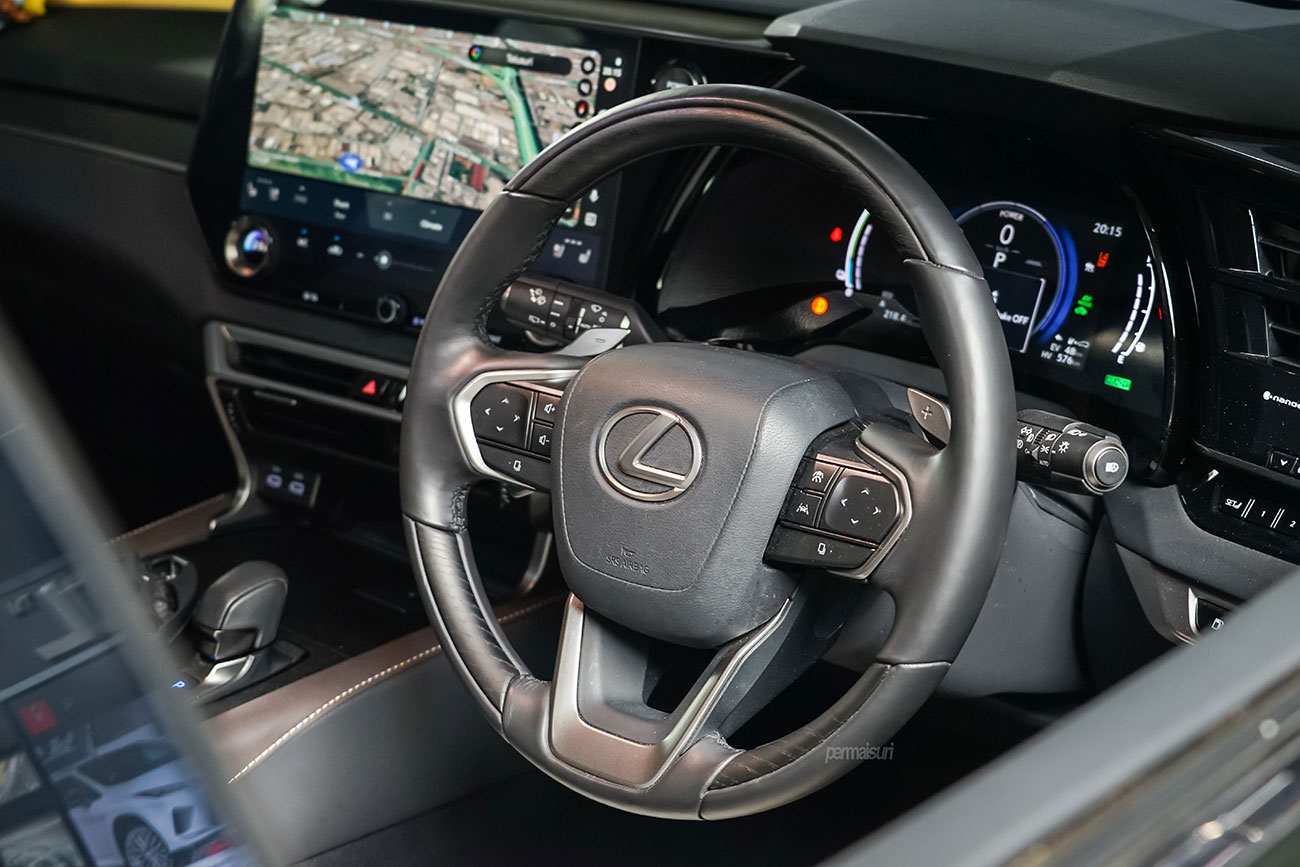 AL13 FR80 with Lexus RX450H
