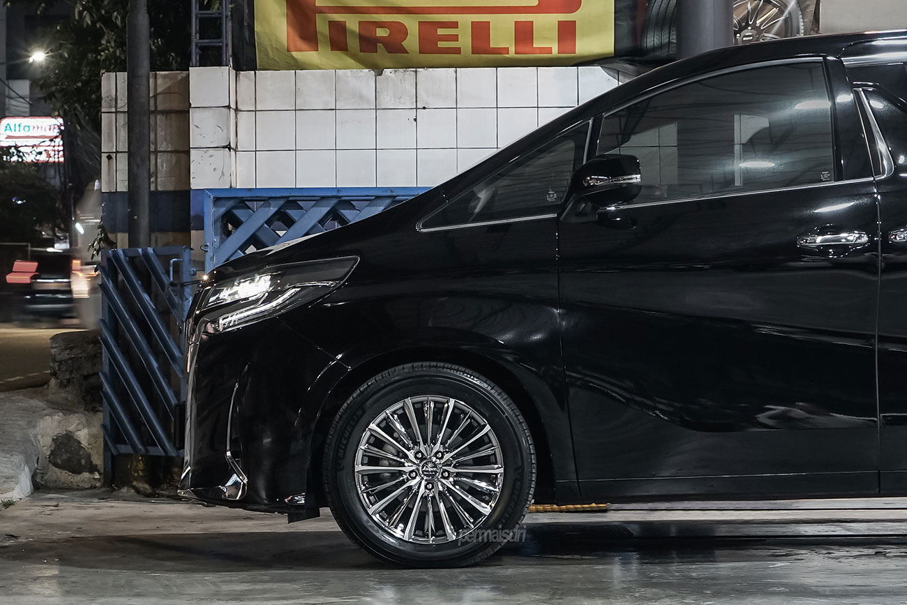 Weds Kranze Vierharm with Toyota Alphard
