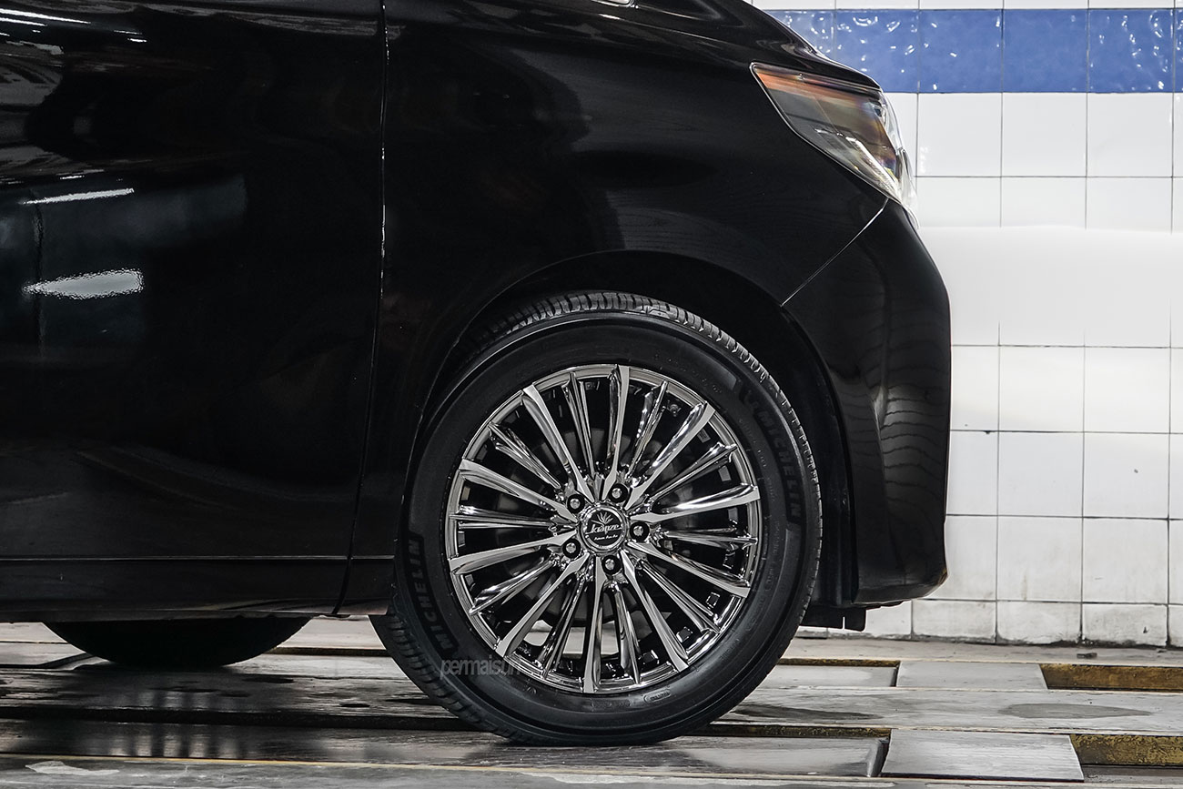 Weds Kranze Vierharm with Toyota Alphard
